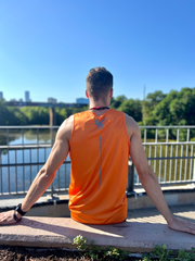 Reflective running Singlet